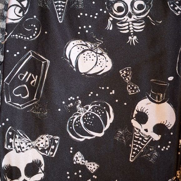 Pineapple Clothing Spooktacular Lucy Black Yoga Pants & Sports Bra 2 Pc Set, L - Picture 7 of 9